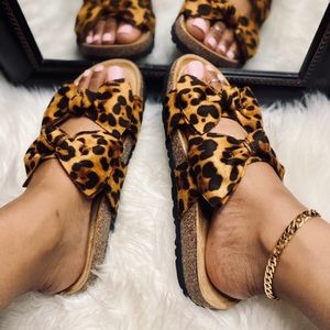 🤎Karlie 🤎- Cheetah Print Dual Strap Sandal